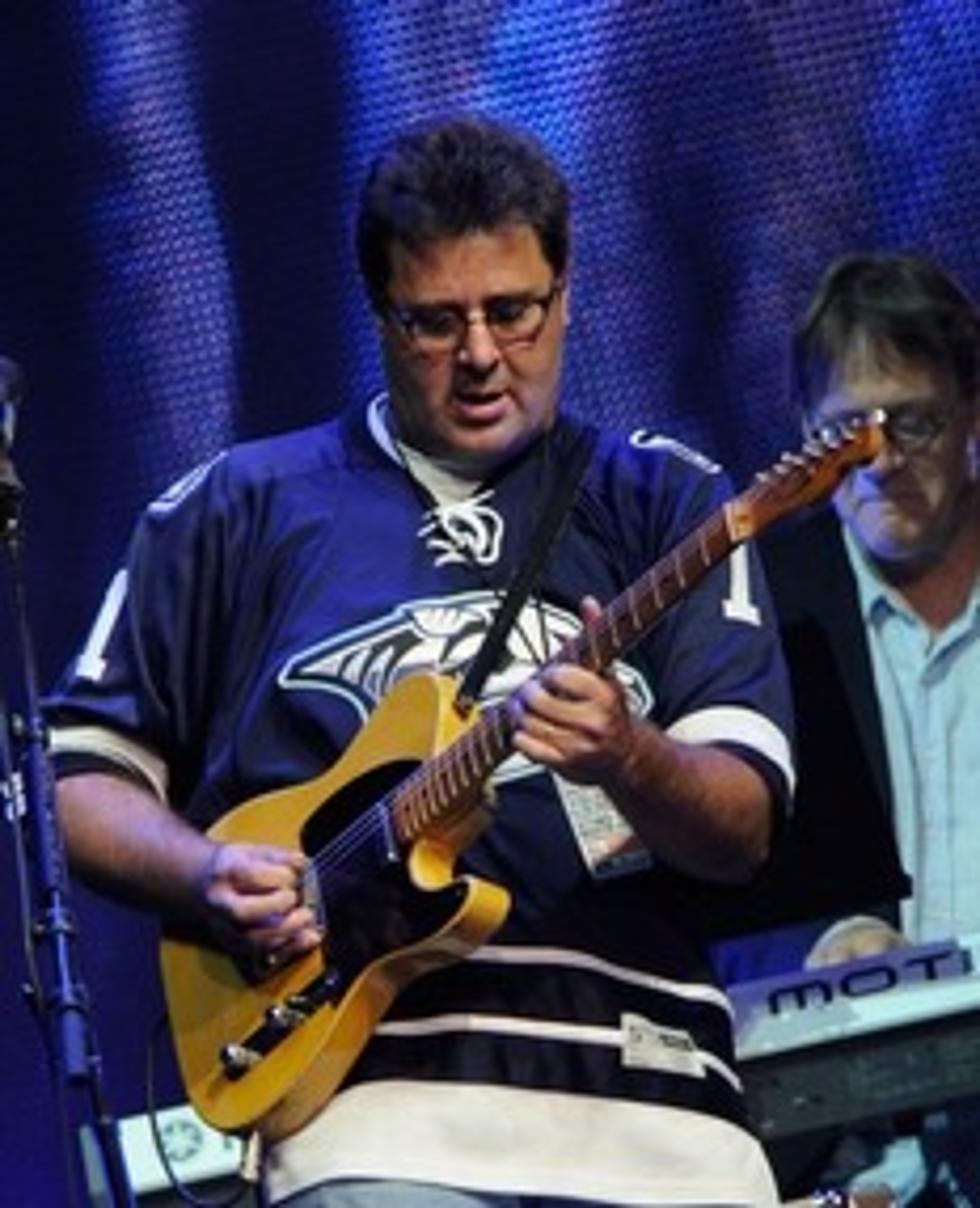 “Lay Down Sally” With Vince Gill