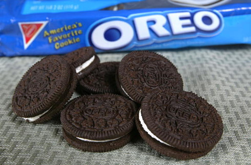 The Oreo Cookie Challenge…You Can Try It At Home Too!! [Video]