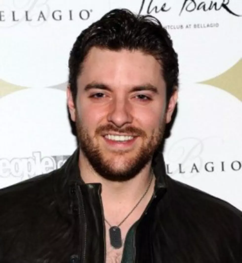 A Day In The Country: Chris Young Gets Sand In His Boots