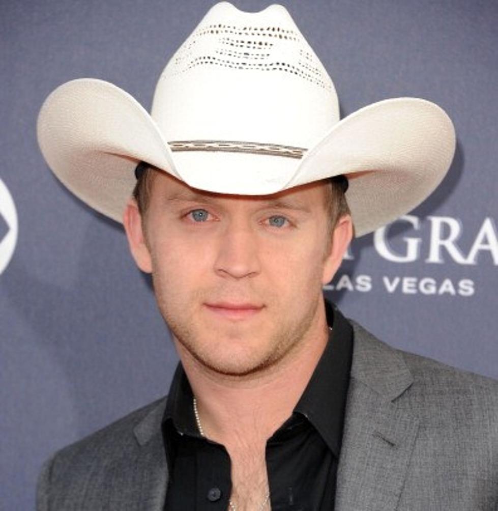 Justin Moore Reacts To Protester On Twitter