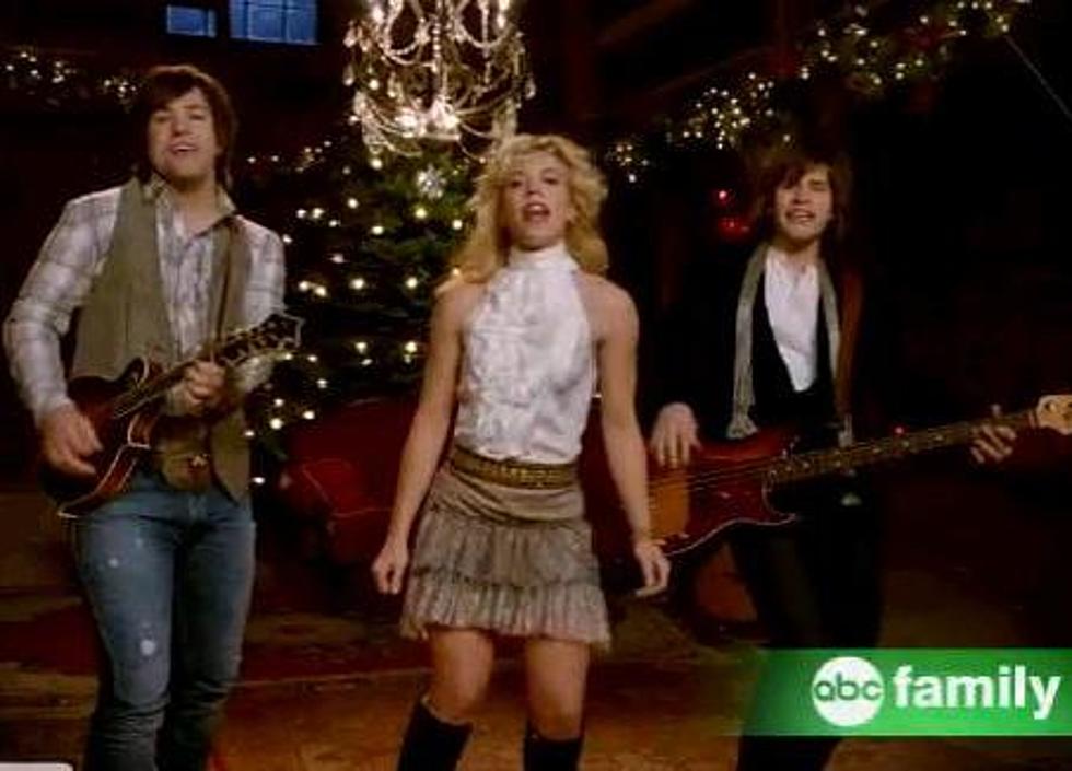 The Band Perry Records &#8217;25 Days Of Christmas&#8217; For The Family Channel [VIDEO]
