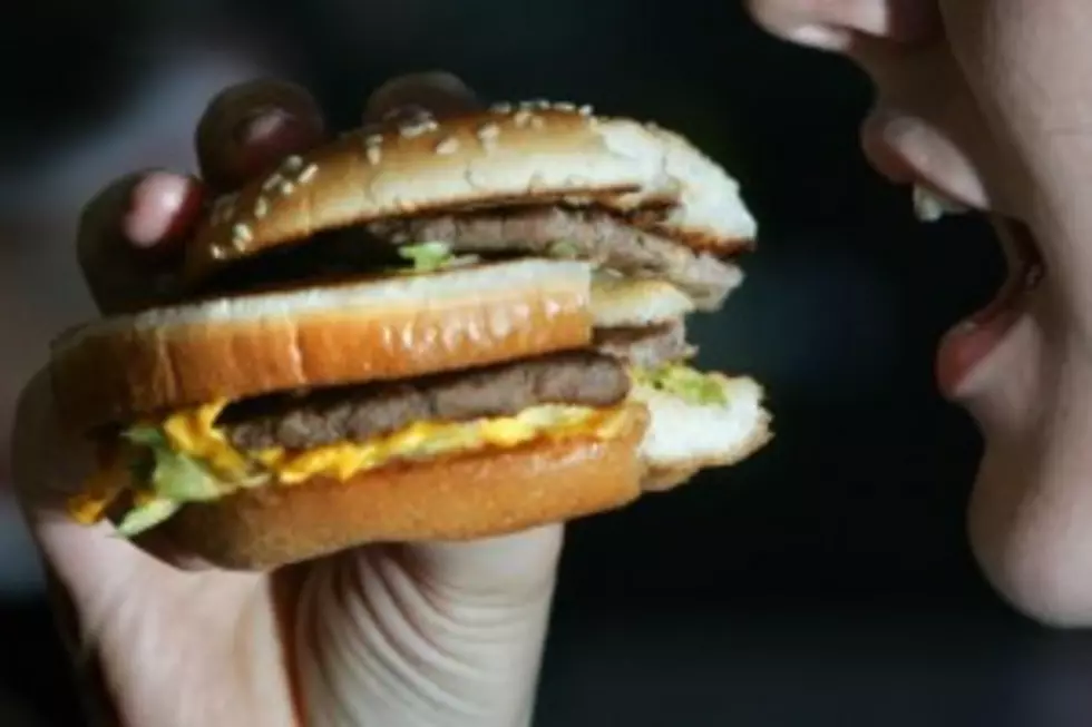 Why McDonald&#8217;s Burgers Look Better In TV Ads   [VIDEO]