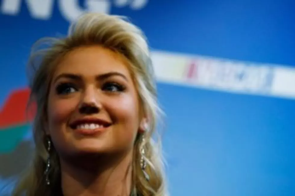 Kate Upton In Nothing But Paint    [NSFW]   [VIDEO]