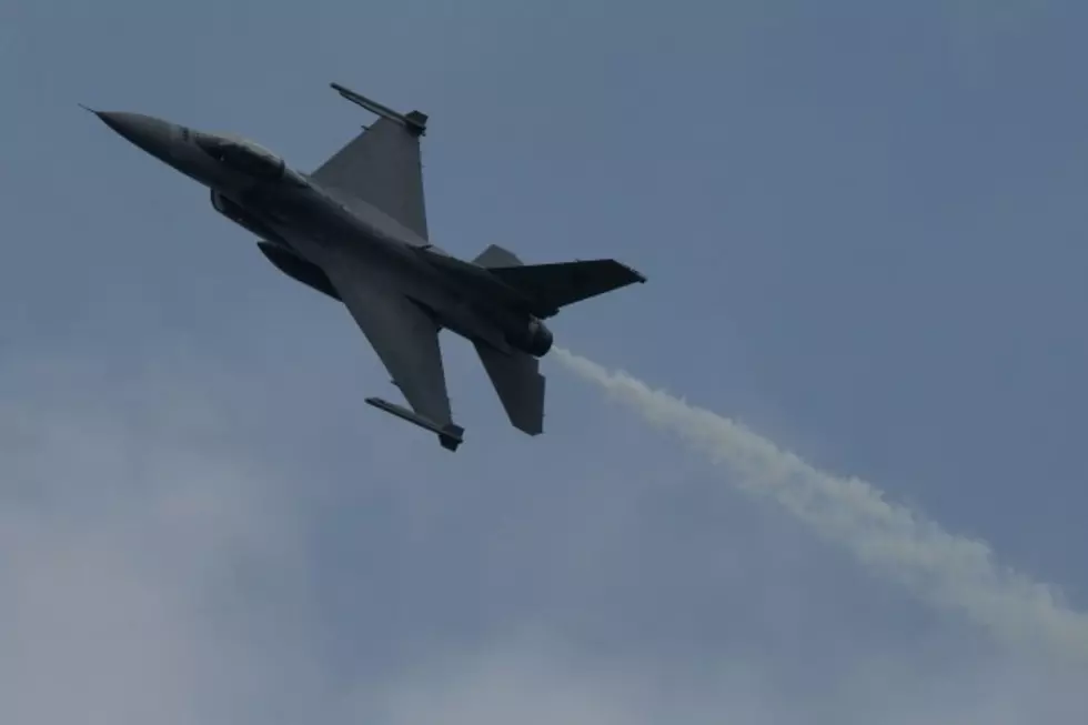 Fighter Jet Flies Dangerously Close To Spectators During An Airshow [VIDEO]