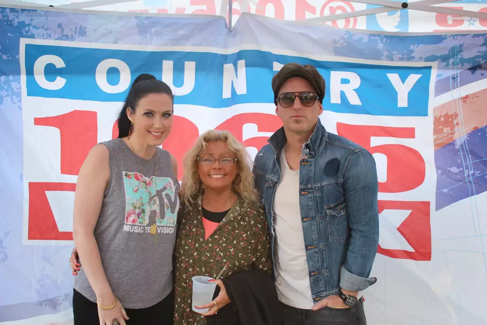 Thompson Square Country on the Coast Meet and Greet