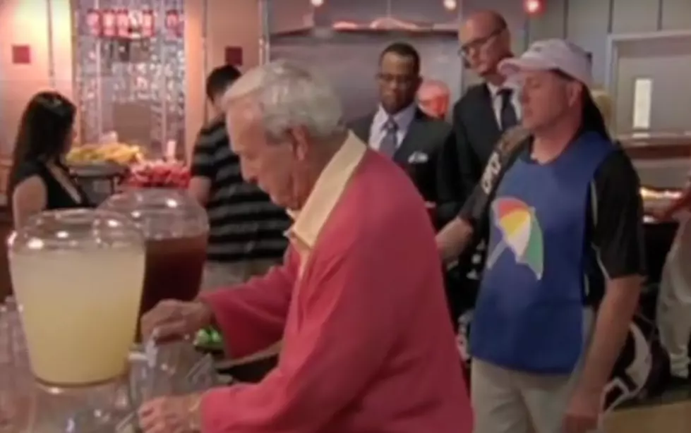 Liz&#8217;s Favorite ESPN Commercial Just Happens to Star the Late Arnold Palmer [VIDEO]