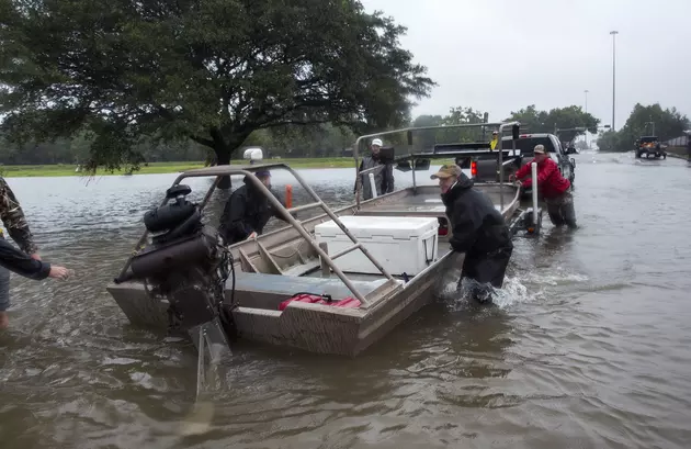 Cajun Navy Shot at in Texas by Looters [VIDEO]