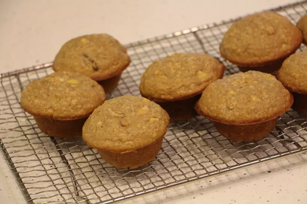 Liz’s Kitchen: Oat Peaches and Cream Muffins Recipe