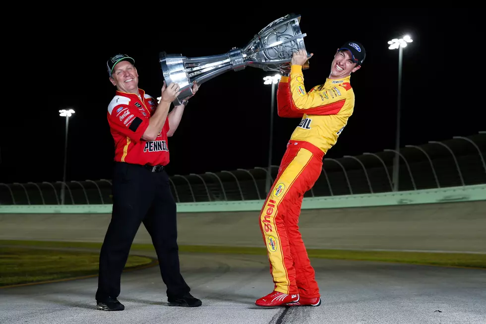 Joey Logano Holds Off The Top 3 To Become Cup Champ