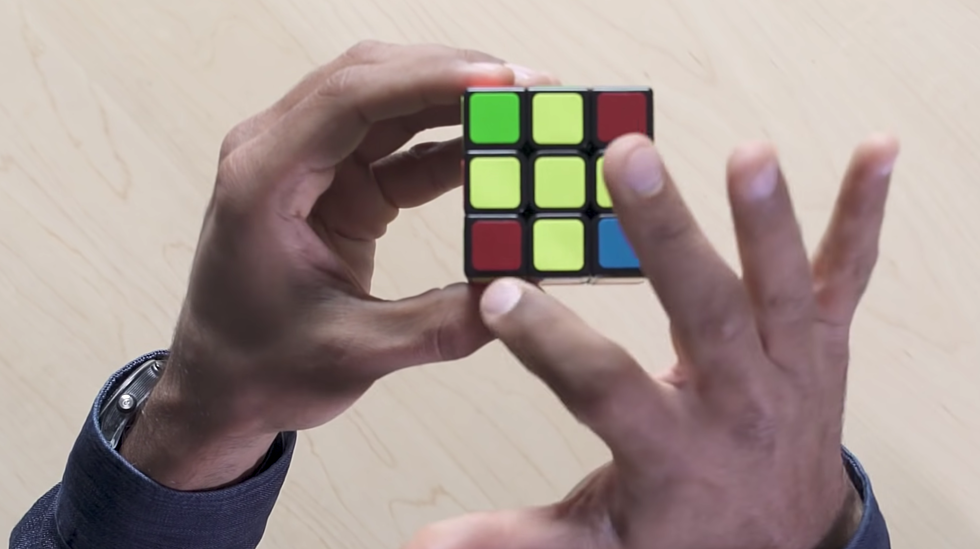 Learn How To Solve a Rubix&#8217;s Cube Right Now