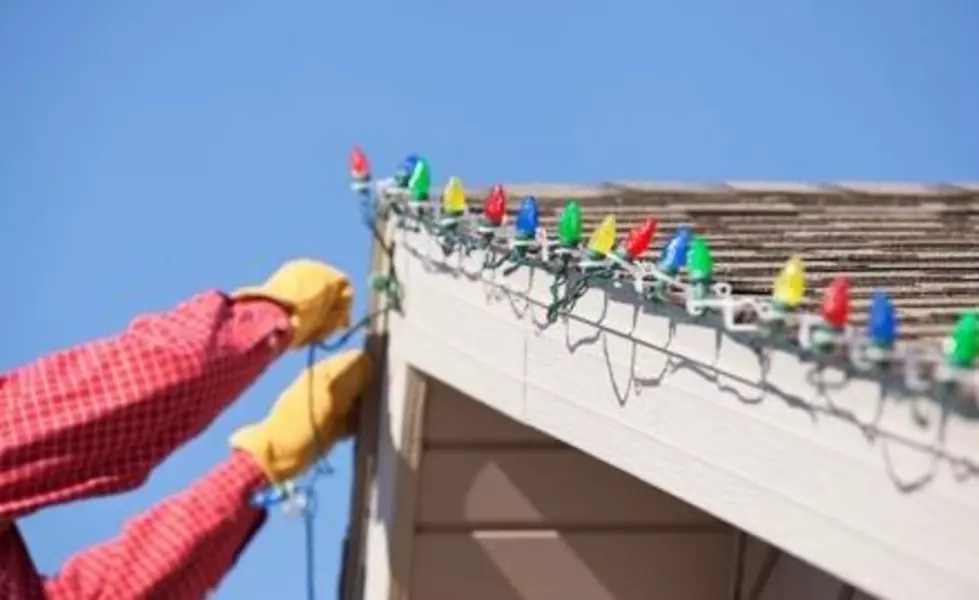 Wal-Mart Will Hang and Take Down Your Christmas Lights This Year