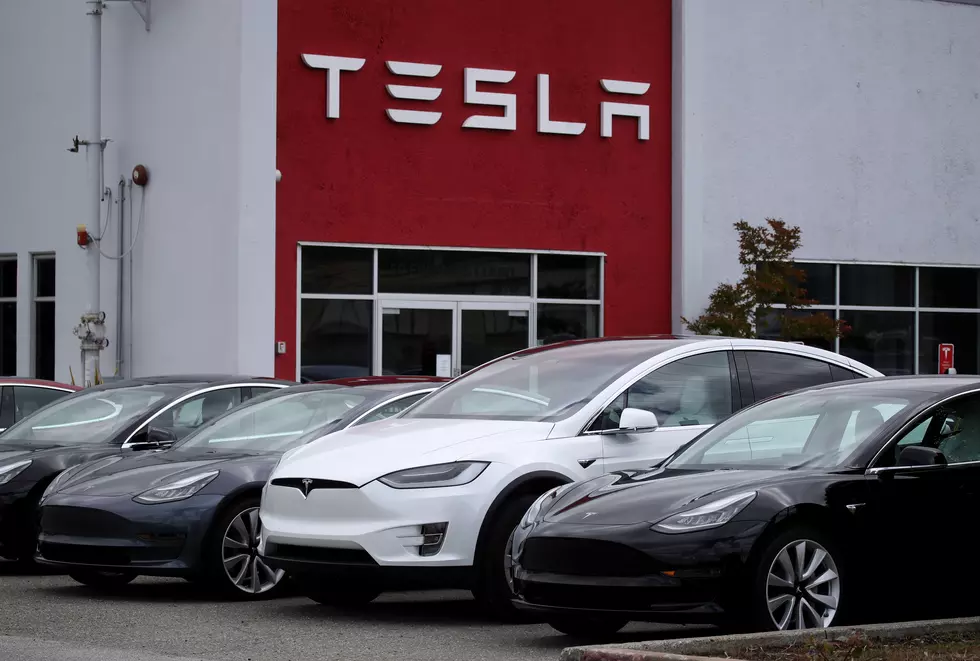 Tesla Will Make Their Driverless Cars in Buffalo