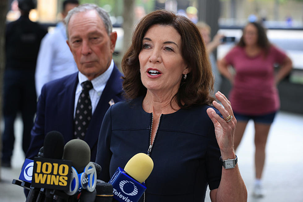New York Gov. Kathy Hochul Gives Important Update on Omicron Variant