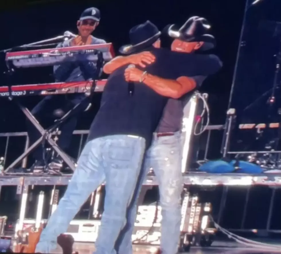 Jim Kelly Makes Surprise Appearance During Tim McGraw Concert
