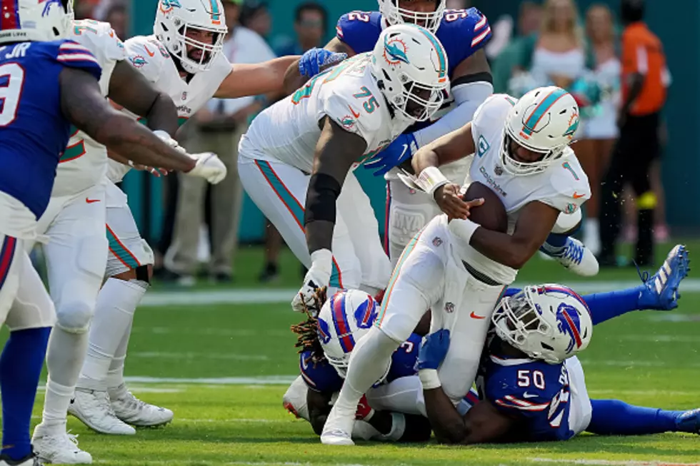 Bills Player on Pace For Nearly 20 Sacks; It’s Not Von Miller