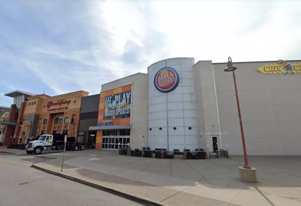 VIDEO: 20 Juveniles Attack Dave & Buster’s Employee in Rochester