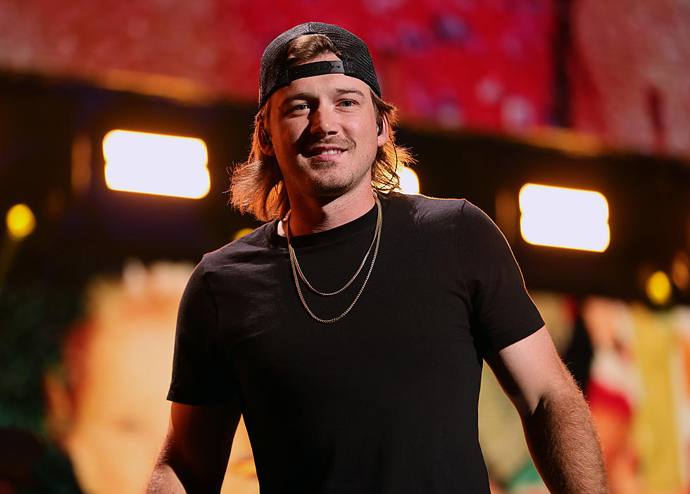 Morgan Wallen Spotted with New Girlfriend?