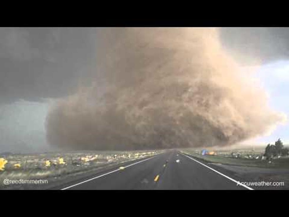 Intense Tornado Rips Apart Colorado Plains [Video]