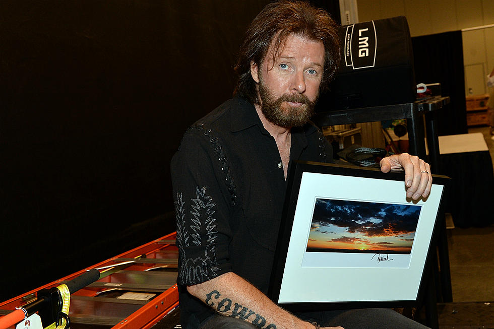 Ronnie Dunn’s Cheyenne Frontier Days Photo Is A Contender