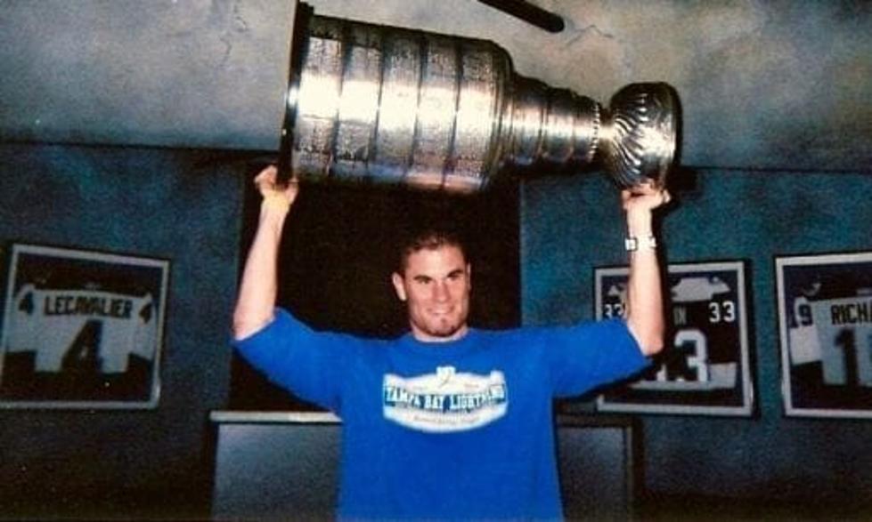 THROWBACK THURSDAY: UW has a Stanley Cup champion. For real.