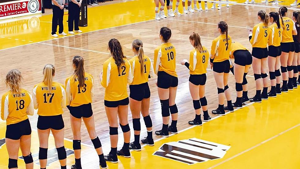 Volleyball Home Finale Moved to Nov. 15