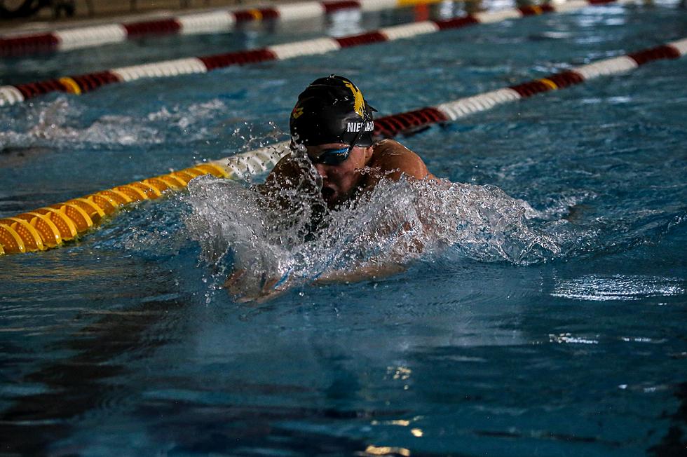 Swimmers finish strong at DU Relays