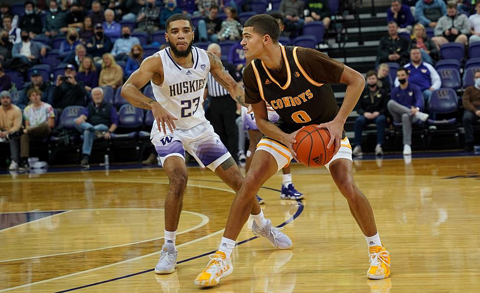 Pokes rally for overtime win at Washington, 77-72
