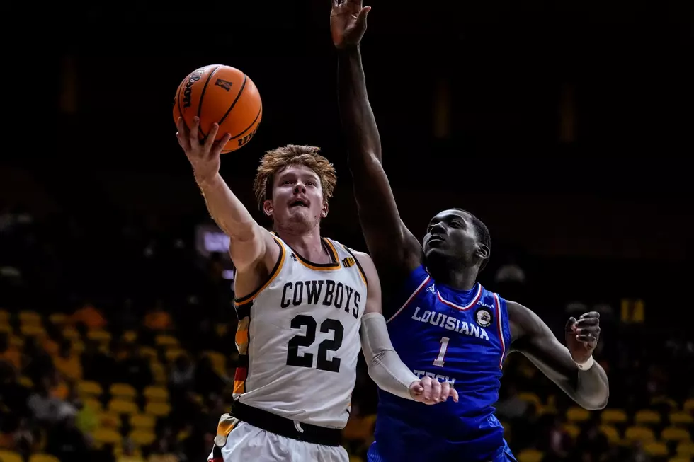 Wyoming’s Kenny Foster Could Be Lost for Season With Back Injury