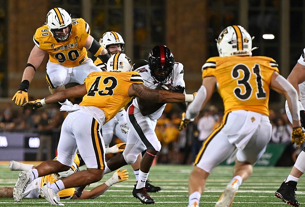Wyoming Defense Throws Tech's Air Raid 'Out of Whack'