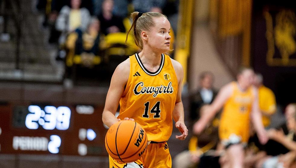 Cowgirls Post an 86-72 Exhibition Win