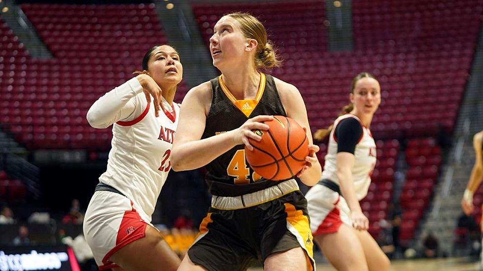 Cowgirls Stumble Late at San Diego State, 58-55
