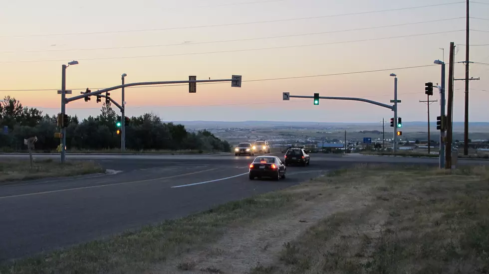 Fire Watchers Create Traffic Hazard on Wyoming Boulevard