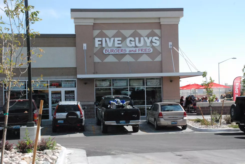 Casper Food Critic – Five Guys Burgers and Fries Doesn’t Live Up To Their Rep