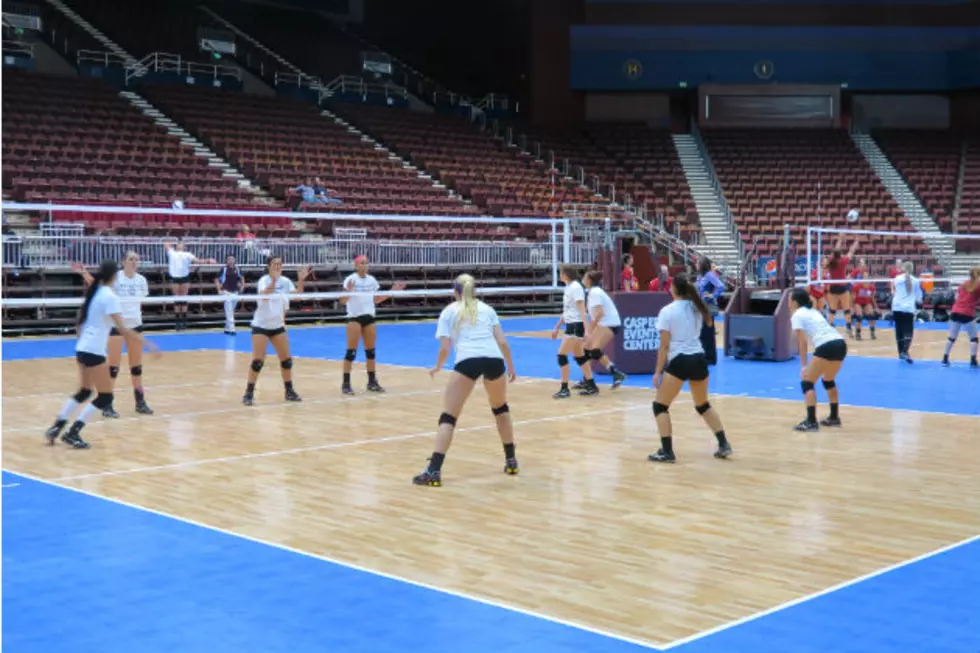 Junior College Volleyball Players Adjusting To Wyoming