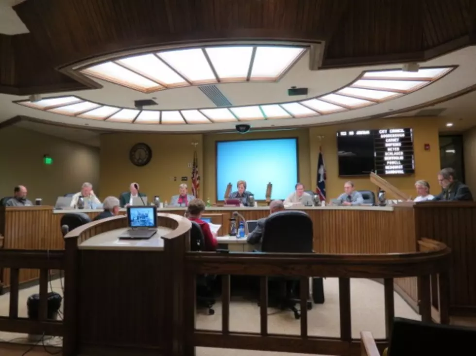 Casper City Council to Consider Limited Tethering Ordinance on Tuesday