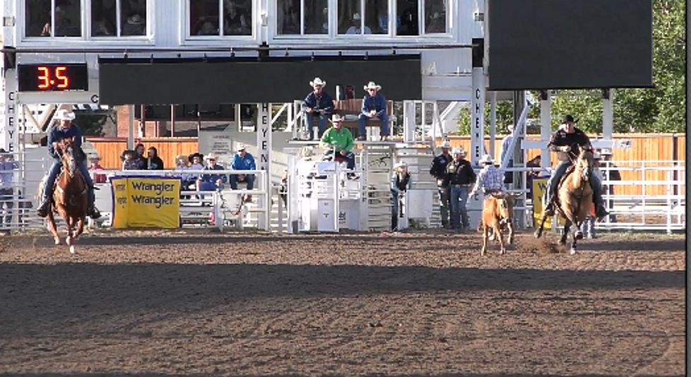 Cheyenne Frontier Days Rodeo Steer Wrestling [VIDEO]