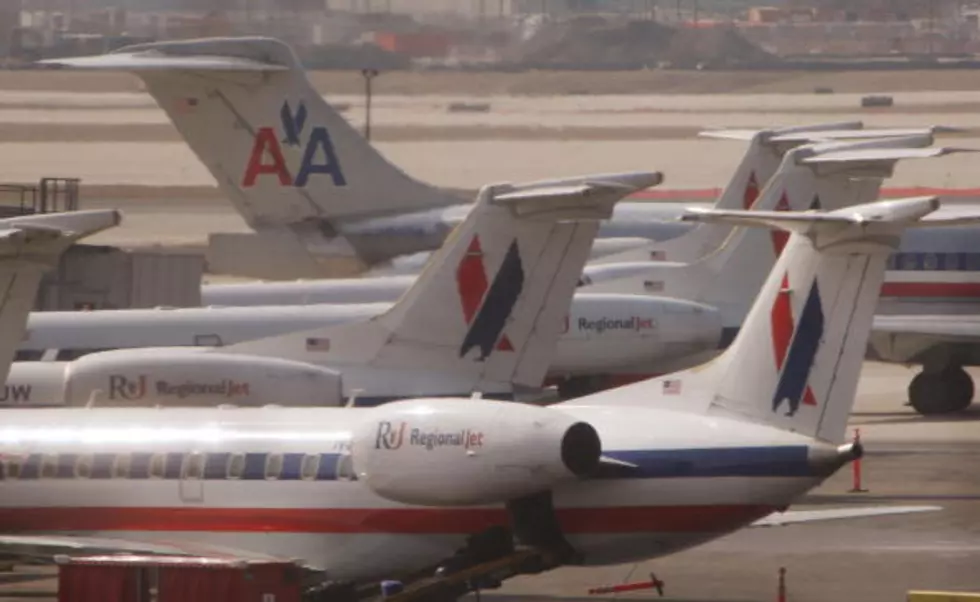 American Airlines Cancels Hundreds of Weekend Flights
