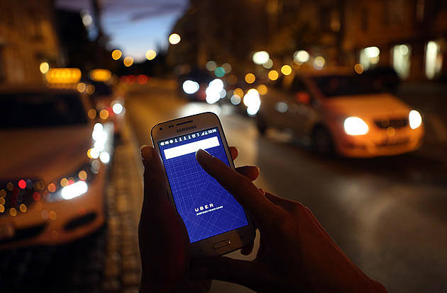 Uber Looks to Raise up to $8B in Initial Public Offering
