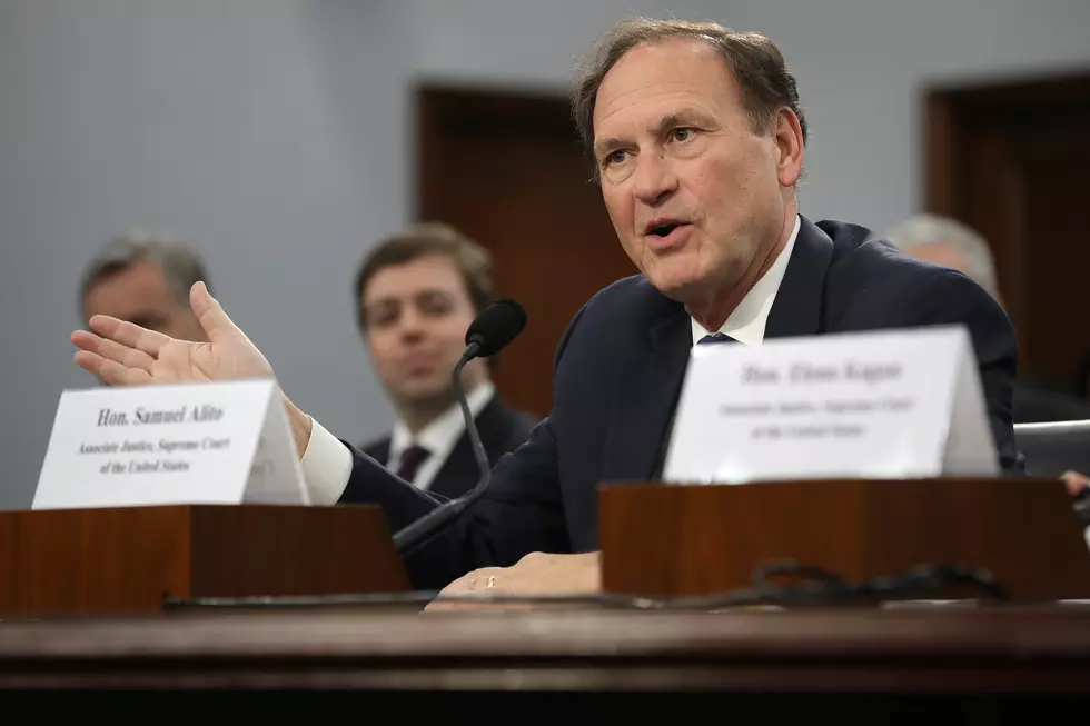 Alito Suggests Chance to Rein in Federal Agency Power