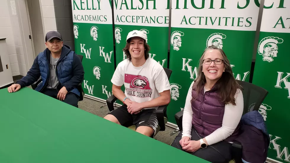KW's Yoosook Signs With Chadron State
