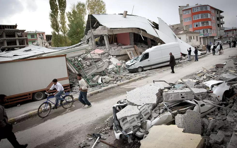 At Least 14 Dead, 315 Hurt in Earthquake in Eastern Turkey