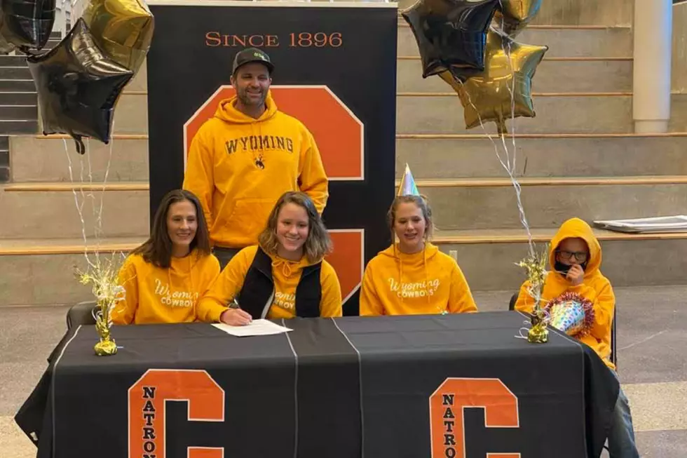 NC’s Gabby Haigler Signs with Wyoming for Diving