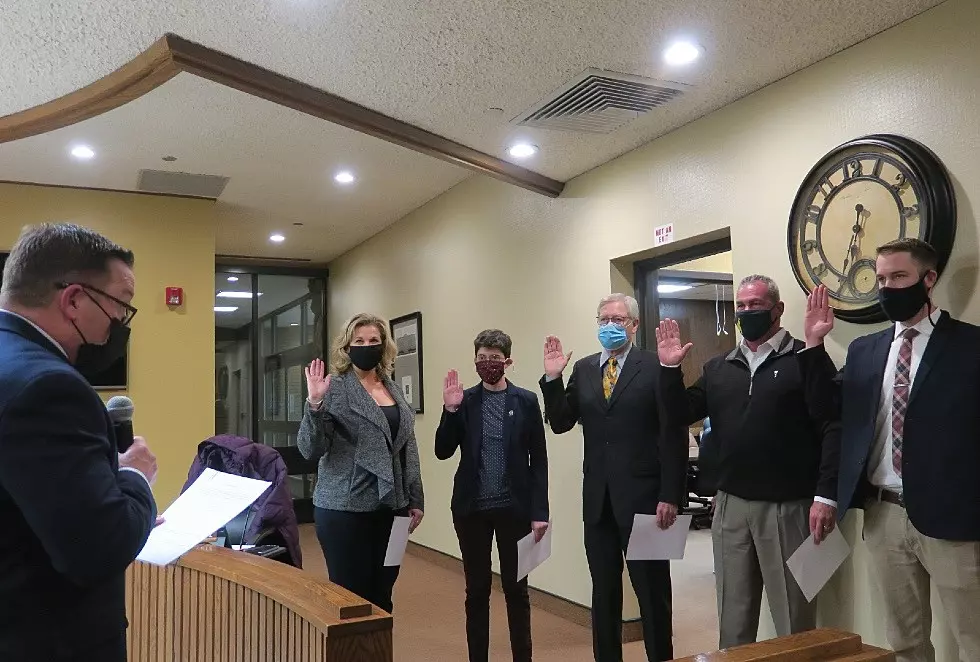 New Casper City Council Members Take Oath of Office; Outgoing Members Grateful for Service