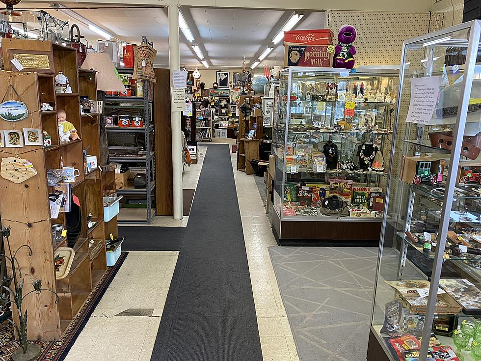 PHOTOS: One Last Tour Through the CY Antique Mall