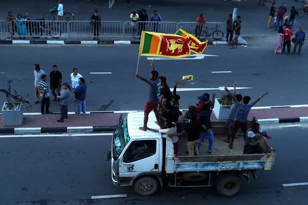 Sri Lanka Opposition Meets to Install New Government Amid Turmoil