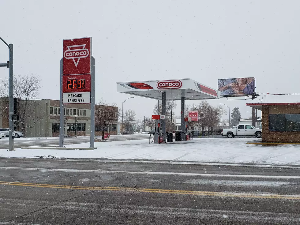 Gas Prices Fall Over 10 Cents in Past Week in Wyoming and Nationally