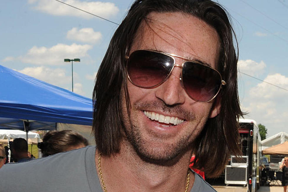 Jake Owen Reflects On This Year’s Success, Looks Forward to 2012