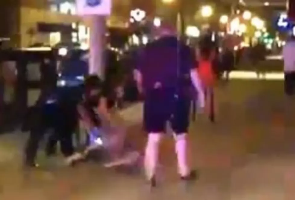 Zombie Or Ninja &#8211; Whacked Out Naked Guy Stuns Cops In Indianapolis [VIDEO]