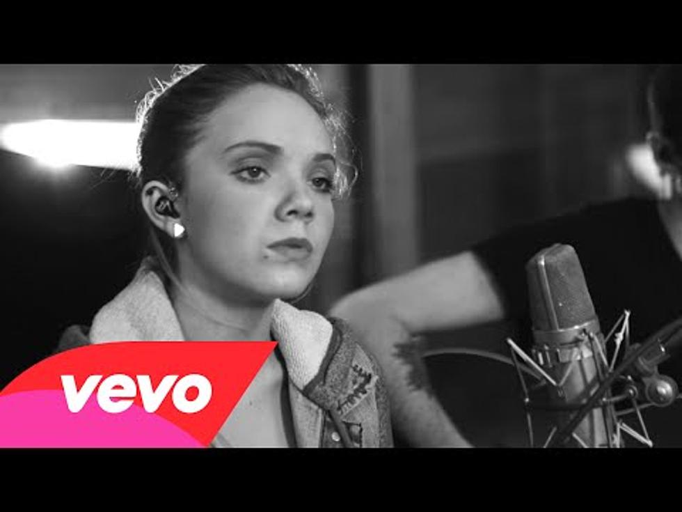 Danielle Bradbery Tackles Adele’s ‘Set Fire To The Rain’ On This Weeks #DBRequestLine [VIDEO]
