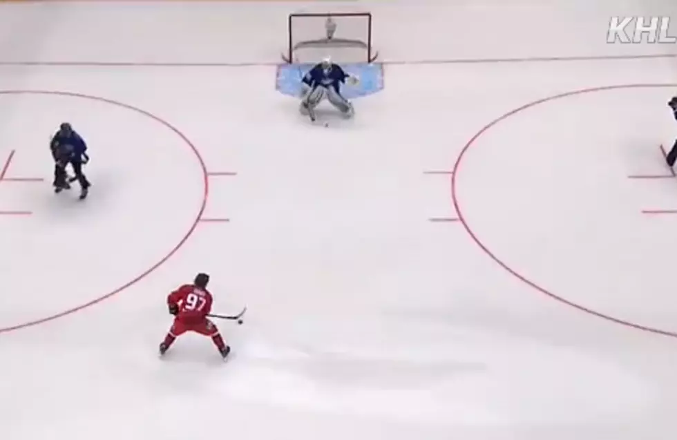 Crazy Shootout Goal that is a Must See for Hockey Fans [VIDEO]